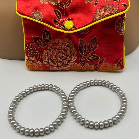 Honora Light Grey Cultured Pearl Stretch Bracelet Set (2 Pc) - Picture 1 of 2